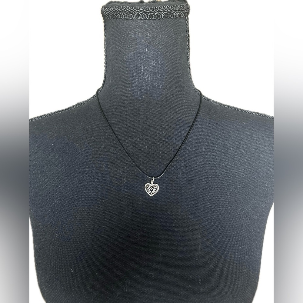 Elegant Silver Heart Pendant Necklace on adjustable black leather cord. New. - Picture 2 of 6